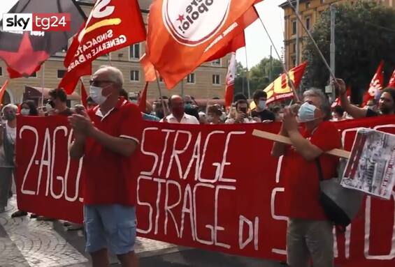 Strage Di Bologna Il Minuto Di Silenzio Nel 40esimo Anniversario VIDEO